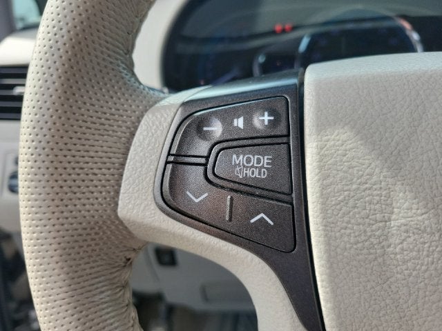 2014 Toyota Sienna XLE 8 Passenger