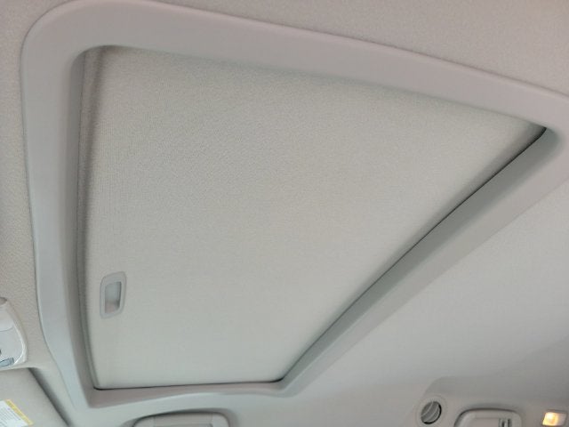 2014 Toyota Sienna XLE 8 Passenger
