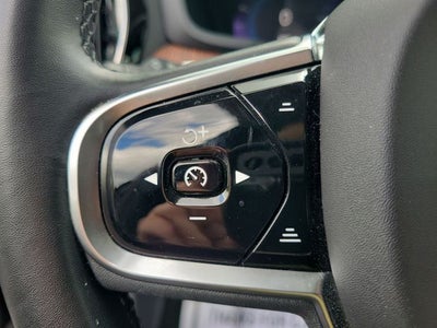 2024 Volvo S60 B5 Plus Dark Theme