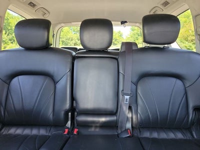 2016 INFINITI QX80 Base