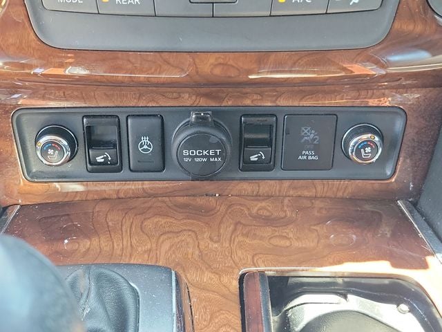 2016 INFINITI QX80 Base
