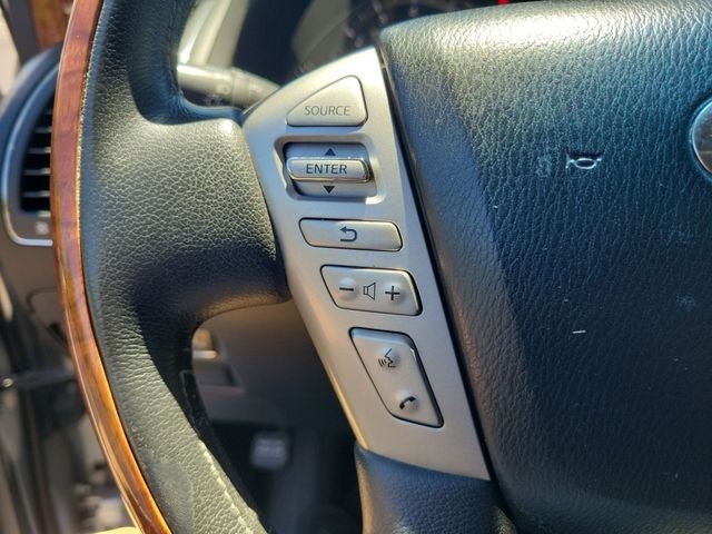 2016 INFINITI QX80 Base