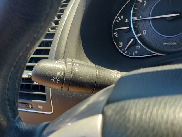 2016 INFINITI QX80 Base