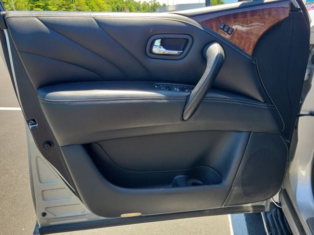 2016 INFINITI QX80 Base
