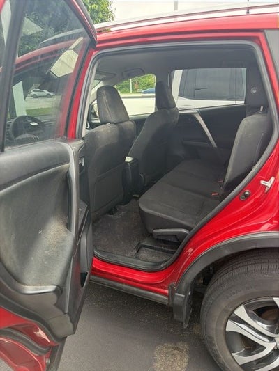 2017 Toyota RAV4 LE