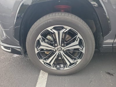 2024 Toyota RAV4 Prime XSE
