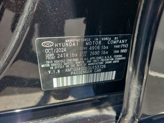 2025 Genesis G70 2.5T