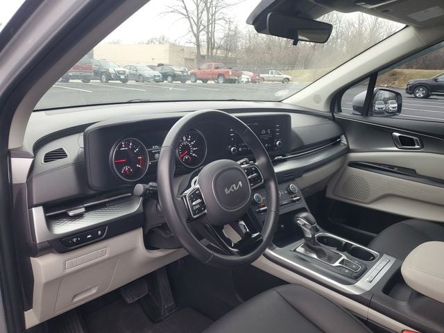 2022 Kia Carnival LXS