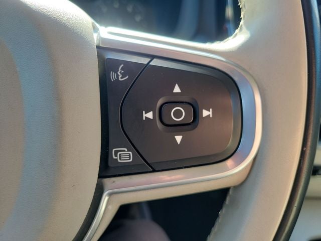 2019 Volvo XC60 T5 Momentum