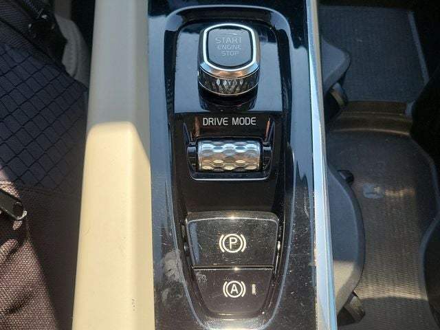 2019 Volvo XC60 T5 Momentum