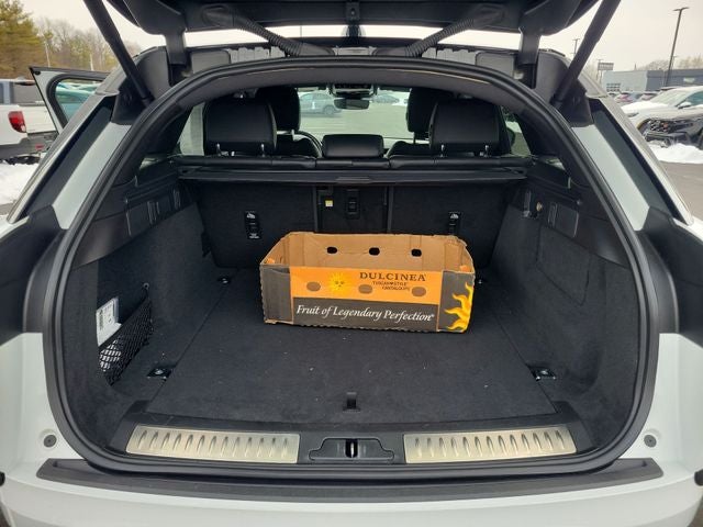 2025 Land Rover Range Rover Velar Dynamic SE