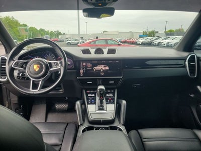 2021 Porsche Cayenne Base