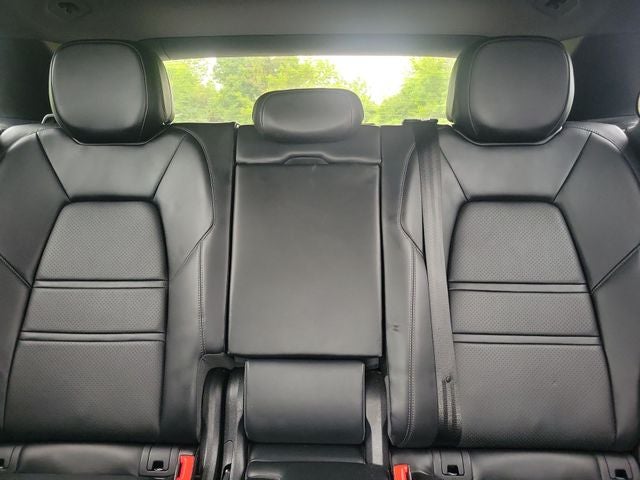 2021 Porsche Cayenne Base