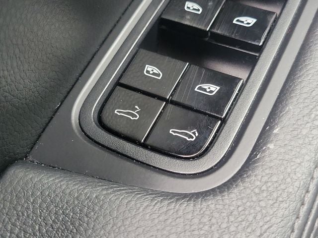 2021 Porsche Cayenne Base