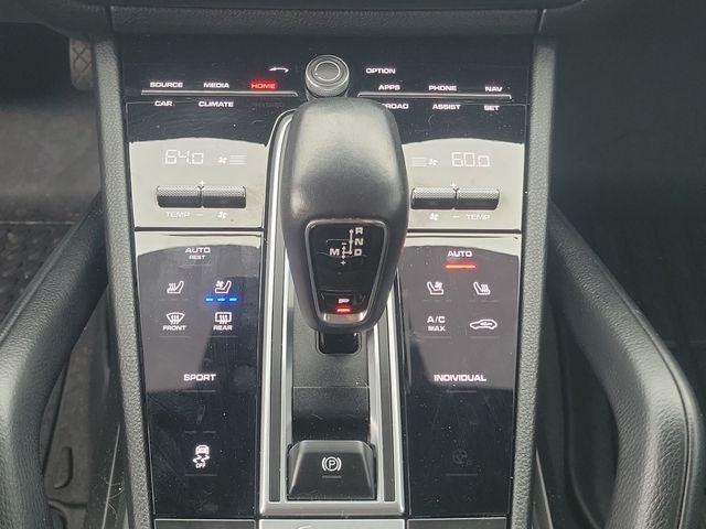 2021 Porsche Cayenne Base